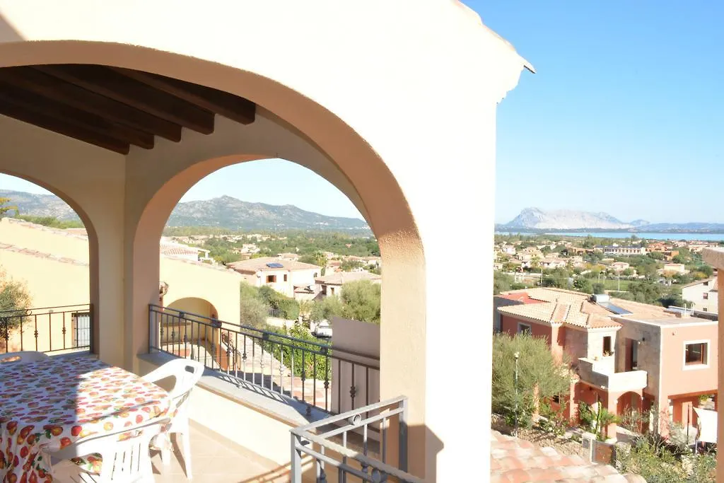 Citai Con Splendida Vista Mare Appartement San Teodoro  Italië
